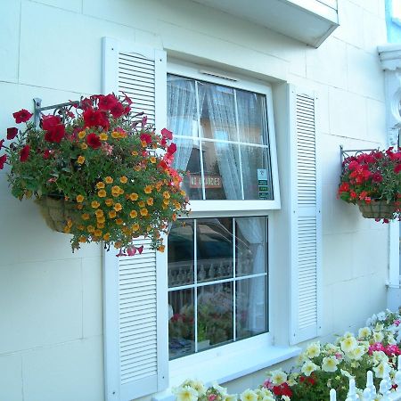 Osnok Hotel Tenby Exterior photo